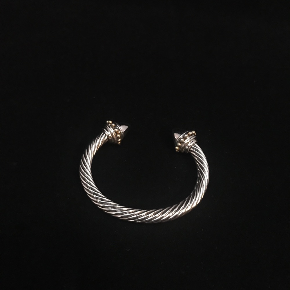 Statement Piece - image 2